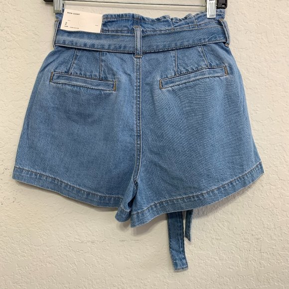 American Eagle Womens Size  26W/2 Super High Rise Denim Mom Short NWT! - Picture 8 of 16